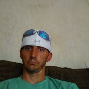 Meet your Posher, Larry